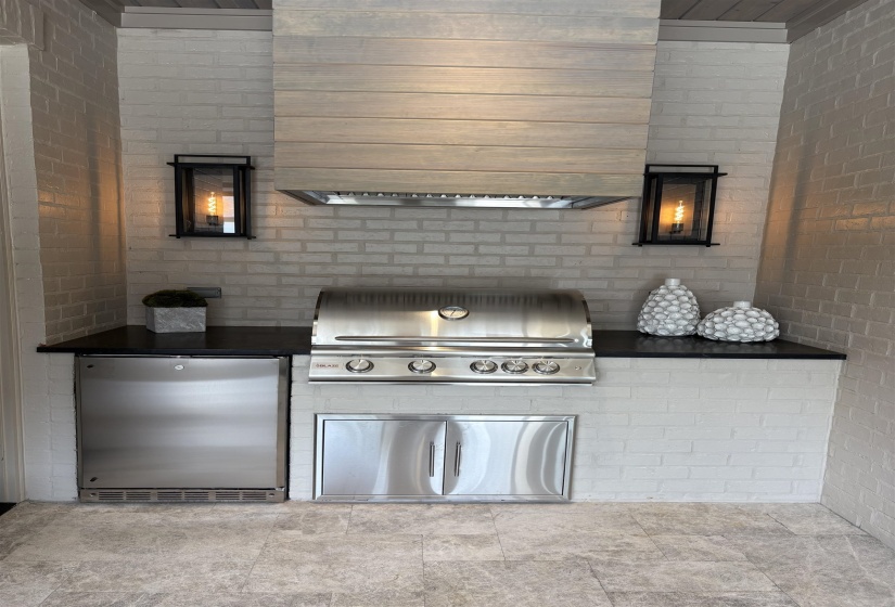 View of patio / terrace featuring grilling area and area for grilling