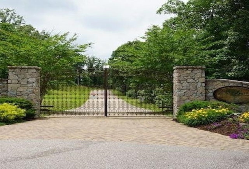 0 RIVER BREEZE DR, Sugar Tree, Tennessee 38380, ,Land,For Sale,RIVER BREEZE,10194884