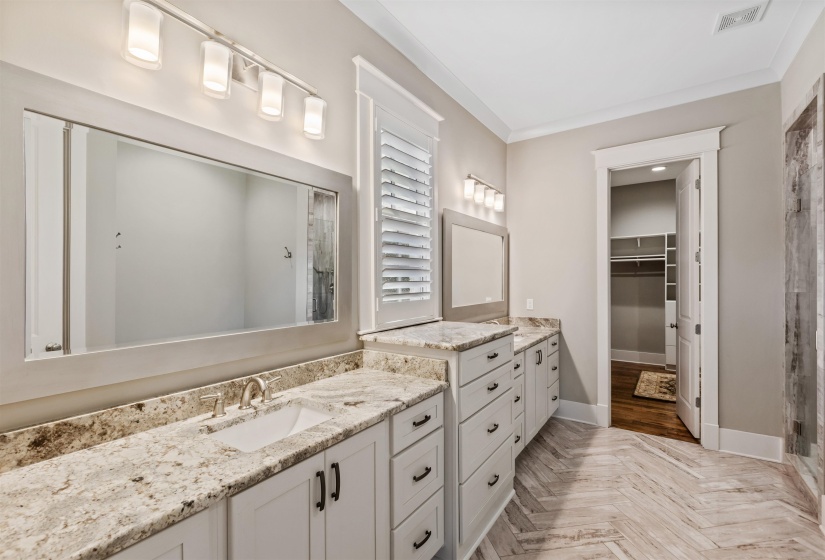 1217 DUBRAY PL, Collierville, Tennessee 38017, 4 Bedrooms Bedrooms, 9 Rooms Rooms,4 BathroomsBathrooms,Residential,For Sale,DUBRAY,10194952