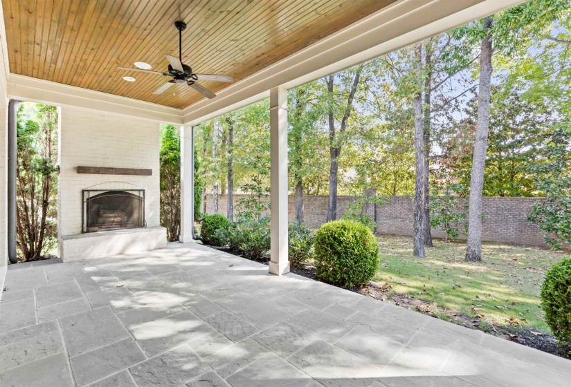 1217 DUBRAY PL, Collierville, Tennessee 38017, 4 Bedrooms Bedrooms, 9 Rooms Rooms,4 BathroomsBathrooms,Residential,For Sale,DUBRAY,10194952