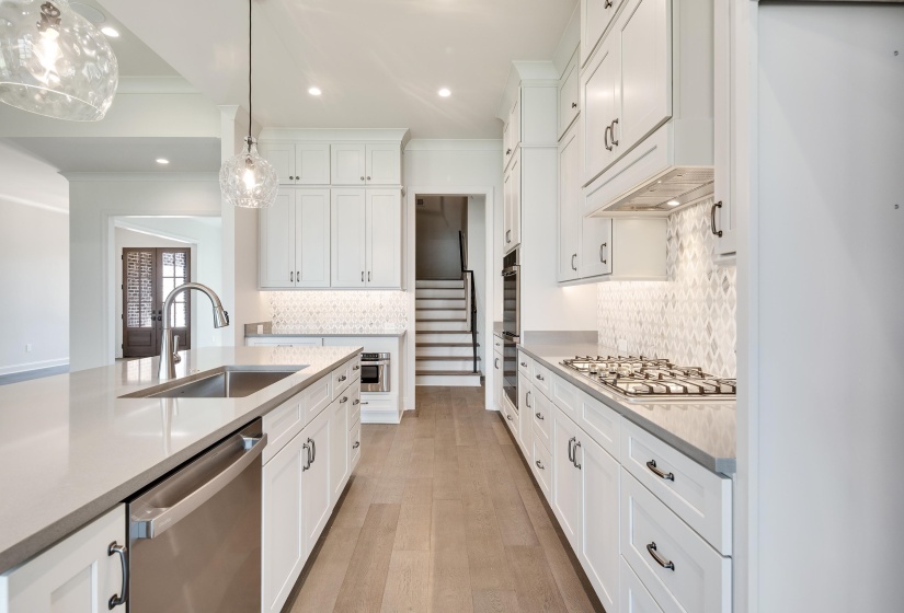 1343 KATE DR, Collierville, Tennessee 38017, 5 Bedrooms Bedrooms, 10 Rooms Rooms,4.1 BathroomsBathrooms,Residential,For Sale,KATE,10195039