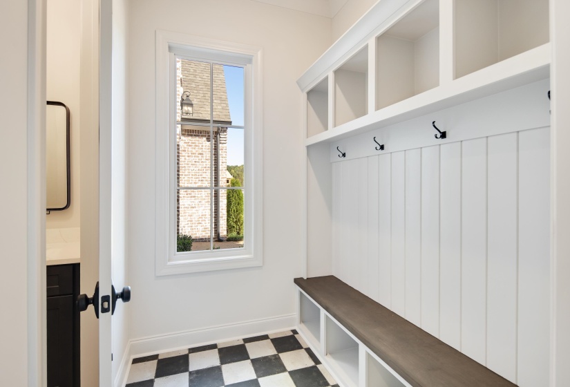 1343 KATE DR, Collierville, Tennessee 38017, 5 Bedrooms Bedrooms, 10 Rooms Rooms,4.1 BathroomsBathrooms,Residential,For Sale,KATE,10195039