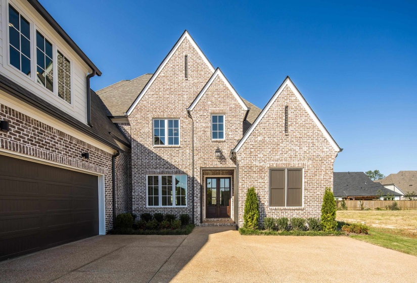 1343 KATE DR, Collierville, Tennessee 38017, 5 Bedrooms Bedrooms, 10 Rooms Rooms,4.1 BathroomsBathrooms,Residential,For Sale,KATE,10195039