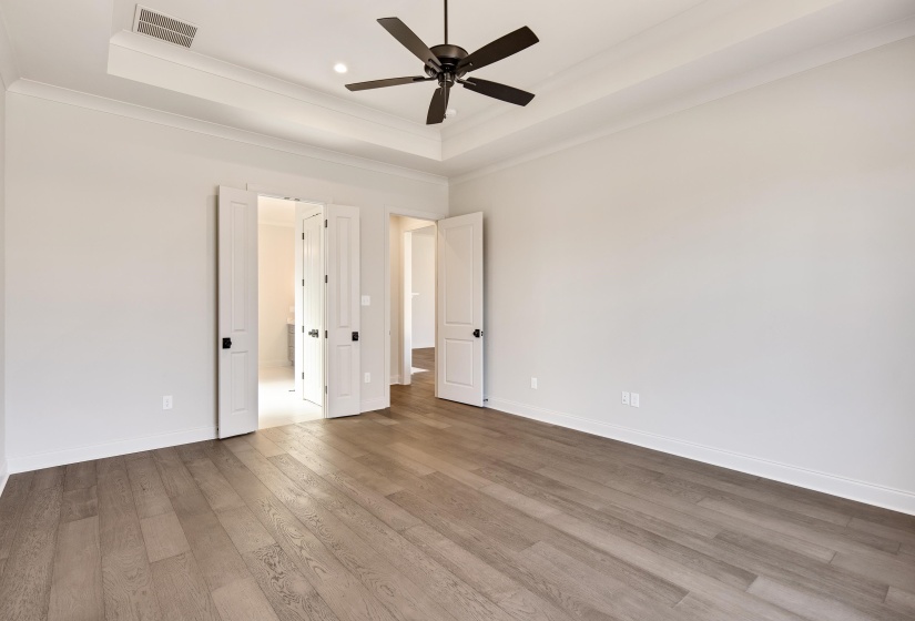 536 WHEATON PARK CT, Memphis, Tennessee 38120, 4 Bedrooms Bedrooms, 9 Rooms Rooms,4.1 BathroomsBathrooms,Residential,For Sale,WHEATON PARK,10195042