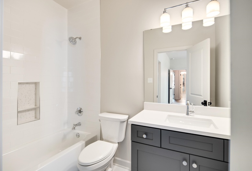 536 WHEATON PARK CT, Memphis, Tennessee 38120, 4 Bedrooms Bedrooms, 9 Rooms Rooms,4.1 BathroomsBathrooms,Residential,For Sale,WHEATON PARK,10195042