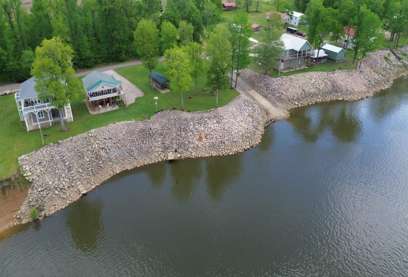 Bird's eye view with a water view Bird's eye view with a water view