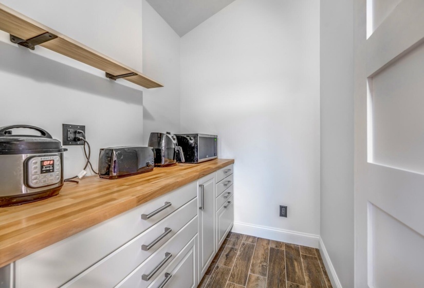 70 HIGHLAND ST, Memphis, Tennessee 38111, 3 Bedrooms Bedrooms, 7 Rooms Rooms,3 BathroomsBathrooms,Residential,For Sale,HIGHLAND,10195140 70 HIGHLAND ST, Memphis, Tennessee 38111, 3 Bedrooms Bedrooms, 7 Rooms Rooms,3 BathroomsBathrooms,Residential,For Sale,HIGHLAND,10195140