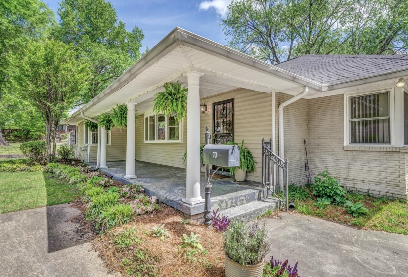 70 HIGHLAND ST, Memphis, Tennessee 38111, 3 Bedrooms Bedrooms, 7 Rooms Rooms,3 BathroomsBathrooms,Residential,For Sale,HIGHLAND,10195140 70 HIGHLAND ST, Memphis, Tennessee 38111, 3 Bedrooms Bedrooms, 7 Rooms Rooms,3 BathroomsBathrooms,Residential,For Sale,HIGHLAND,10195140