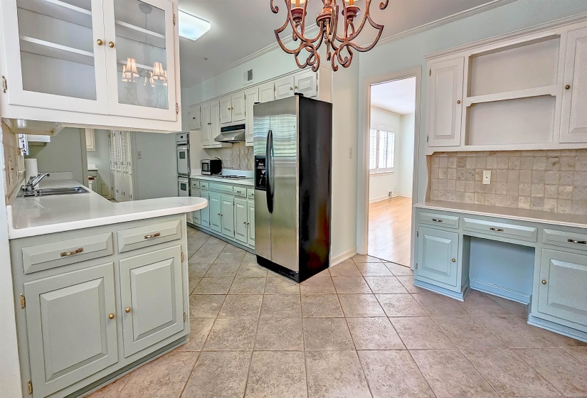 154 PERKINS EXT, Memphis, Tennessee 38117, 4 Bedrooms Bedrooms, 11 Rooms Rooms,3.1 BathroomsBathrooms,Residential,For Sale,PERKINS,10195190