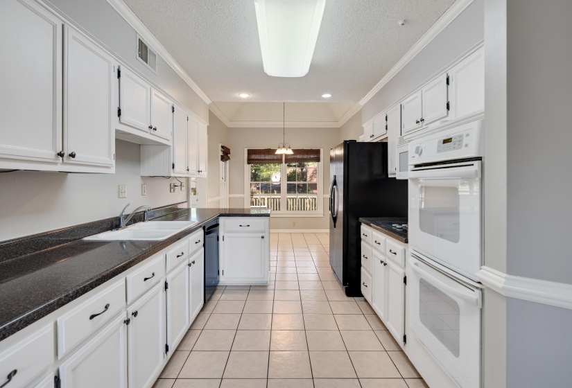 3365 STONE CREEK CV, Collierville, Tennessee 38017, 4 Bedrooms Bedrooms, 9 Rooms Rooms,2.1 BathroomsBathrooms,Residential,For Sale,STONE CREEK,10195463