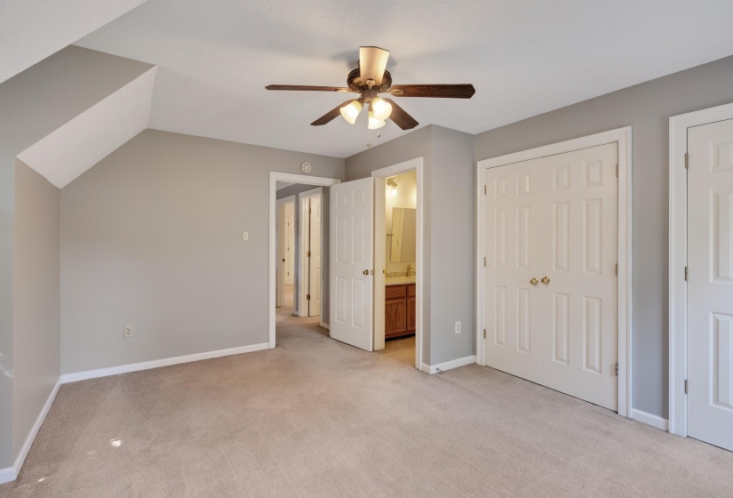 3365 STONE CREEK CV, Collierville, Tennessee 38017, 4 Bedrooms Bedrooms, 9 Rooms Rooms,2.1 BathroomsBathrooms,Residential,For Sale,STONE CREEK,10195463