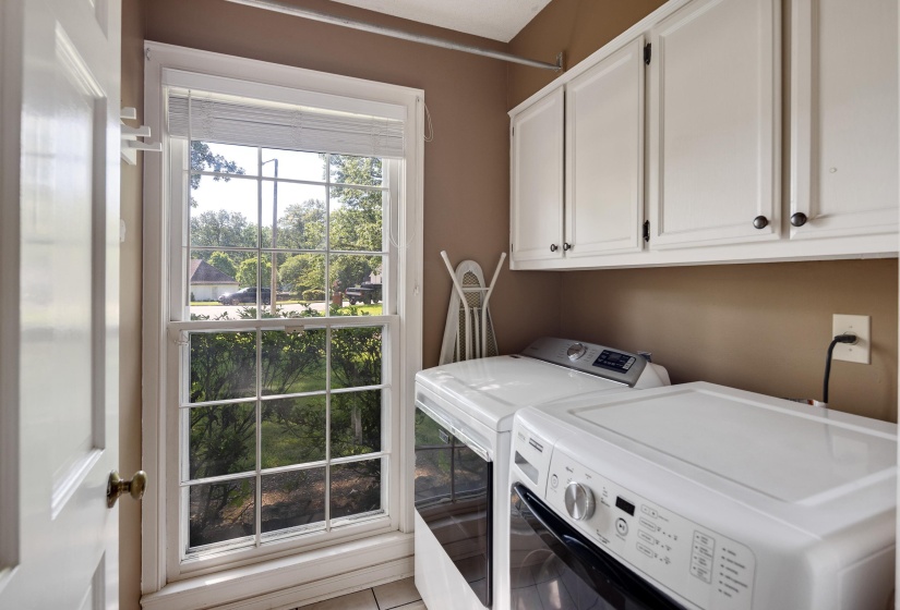 3365 STONE CREEK CV, Collierville, Tennessee 38017, 4 Bedrooms Bedrooms, 9 Rooms Rooms,2.1 BathroomsBathrooms,Residential,For Sale,STONE CREEK,10195463