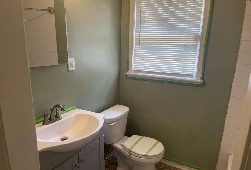 1293 CAROLYN DR, Memphis, Tennessee 38111, 3 Bedrooms Bedrooms, 7 Rooms Rooms,1.1 BathroomsBathrooms,Residential,For Sale,CAROLYN,10195514