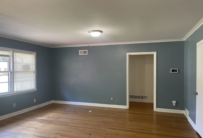 1293 CAROLYN DR, Memphis, Tennessee 38111, 3 Bedrooms Bedrooms, 7 Rooms Rooms,1.1 BathroomsBathrooms,Residential,For Sale,CAROLYN,10195514