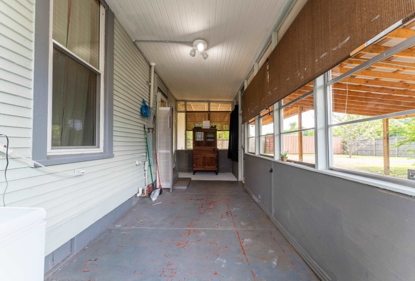 171 WHITE ST, Savannah, Tennessee 38372, 4 Bedrooms Bedrooms, 10 Rooms Rooms,3 BathroomsBathrooms,Residential,For Sale,WHITE,10195539