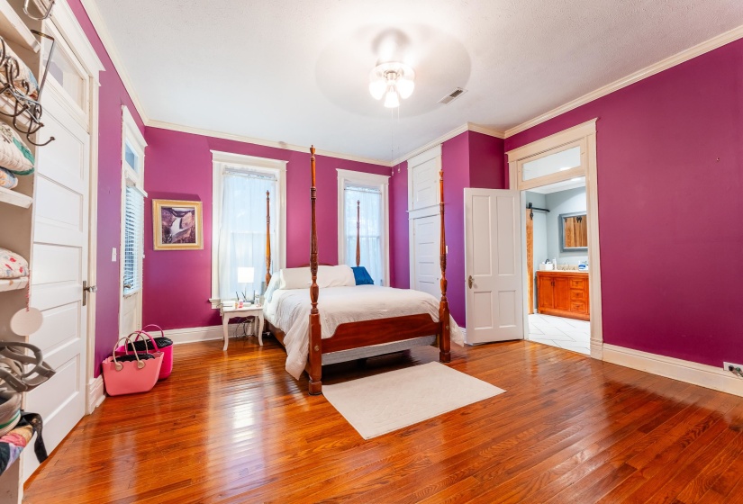 171 WHITE ST, Savannah, Tennessee 38372, 4 Bedrooms Bedrooms, 10 Rooms Rooms,3 BathroomsBathrooms,Residential,For Sale,WHITE,10195539