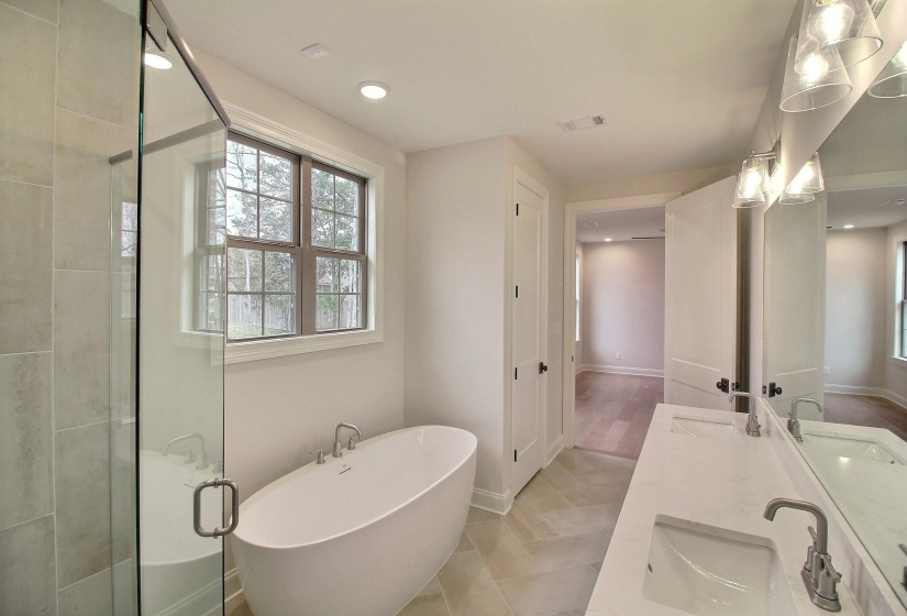 540 VALLEY FORGE LN, Rossville, Tennessee 38066, 4 Bedrooms Bedrooms, 8 Rooms Rooms,2.1 BathroomsBathrooms,Residential,For Sale,VALLEY FORGE,10195566