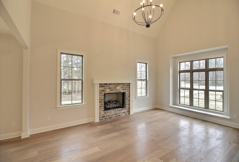 540 VALLEY FORGE LN, Rossville, Tennessee 38066, 4 Bedrooms Bedrooms, 8 Rooms Rooms,2.1 BathroomsBathrooms,Residential,For Sale,VALLEY FORGE,10195566