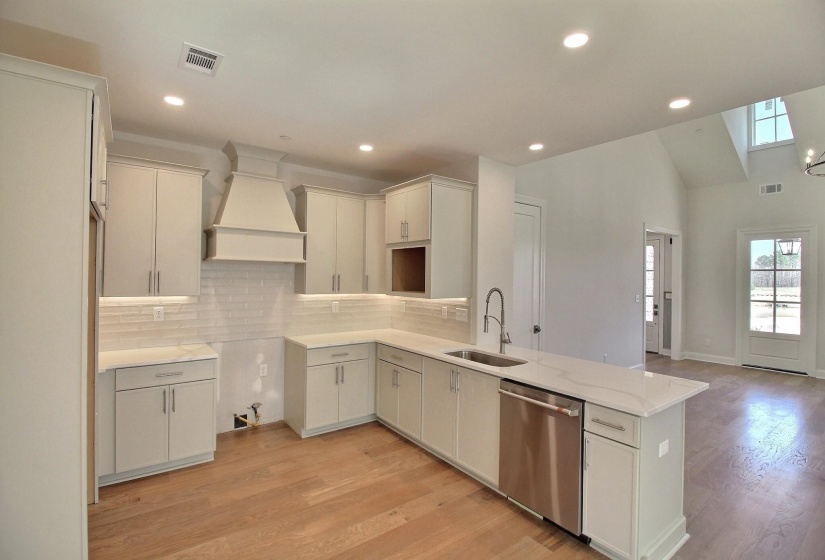 110 RAMBLING REX TRL, Piperton, Tennessee 38017, 4 Bedrooms Bedrooms, 7 Rooms Rooms,3 BathroomsBathrooms,Residential,For Sale,RAMBLING REX,10195567