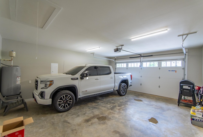 50 MELROSE CV, Savannah, Tennessee 38372, 3 Bedrooms Bedrooms, 8 Rooms Rooms,2 BathroomsBathrooms,Residential,For Sale,MELROSE,10195579