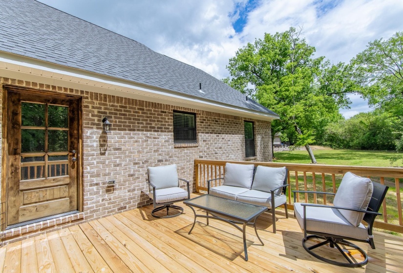 50 MELROSE CV, Savannah, Tennessee 38372, 3 Bedrooms Bedrooms, 8 Rooms Rooms,2 BathroomsBathrooms,Residential,For Sale,MELROSE,10195579