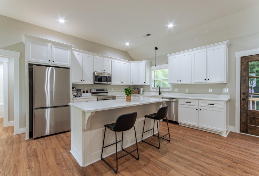 50 MELROSE CV, Savannah, Tennessee 38372, 3 Bedrooms Bedrooms, 8 Rooms Rooms,2 BathroomsBathrooms,Residential,For Sale,MELROSE,10195579