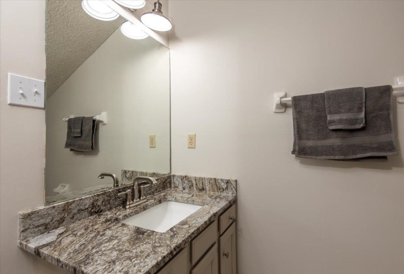 1637 SHADOW MOSS LN, Germantown, Tennessee 38138, 3 Bedrooms Bedrooms, 7 Rooms Rooms,3 BathroomsBathrooms,Residential,For Sale,SHADOW MOSS,10195674