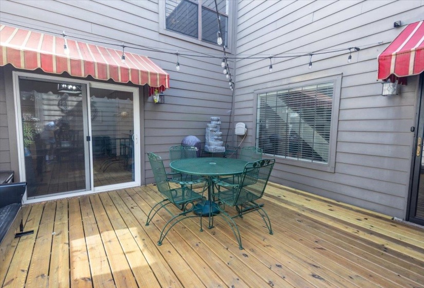 1637 SHADOW MOSS LN, Germantown, Tennessee 38138, 3 Bedrooms Bedrooms, 7 Rooms Rooms,3 BathroomsBathrooms,Residential,For Sale,SHADOW MOSS,10195674
