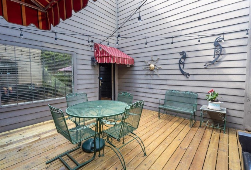 1637 SHADOW MOSS LN, Germantown, Tennessee 38138, 3 Bedrooms Bedrooms, 7 Rooms Rooms,3 BathroomsBathrooms,Residential,For Sale,SHADOW MOSS,10195674