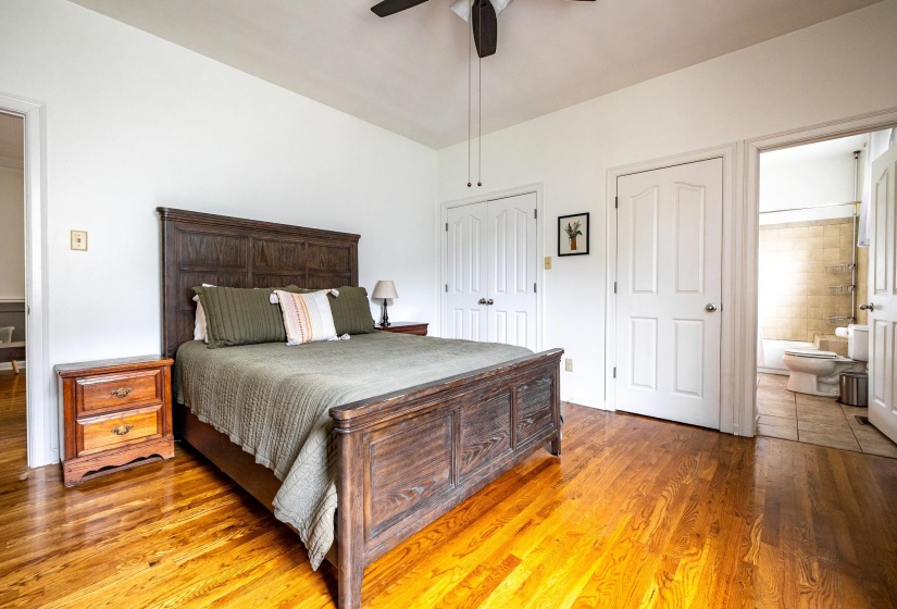 1851 WALKER AVE, Memphis, Tennessee 38114, 3 Bedrooms Bedrooms, 6 Rooms Rooms,2 BathroomsBathrooms,Residential,For Sale,WALKER,10196019