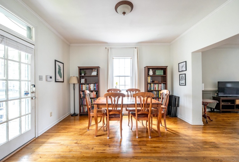 1851 WALKER AVE, Memphis, Tennessee 38114, 3 Bedrooms Bedrooms, 6 Rooms Rooms,2 BathroomsBathrooms,Residential,For Sale,WALKER,10196019