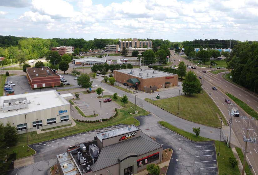 Birds eye view of property