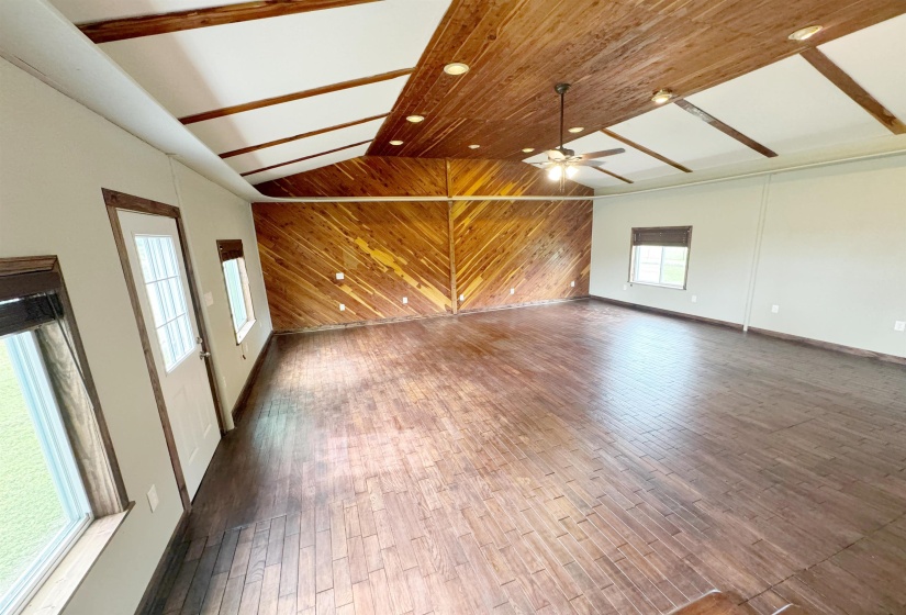 bonus room