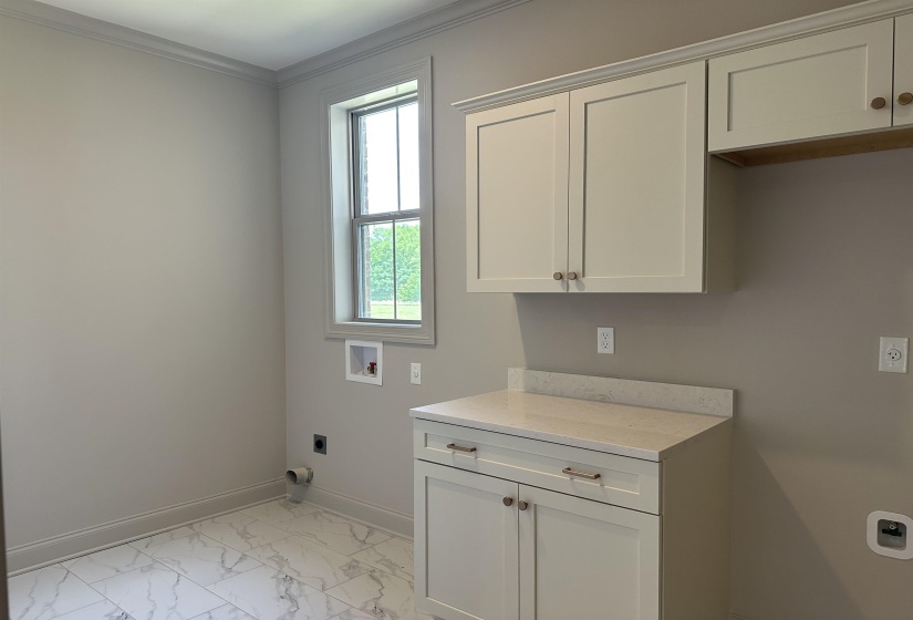 11516 SUNSPARKLER WAY, Collierville, Tennessee 38017, 4 Bedrooms Bedrooms, 7 Rooms Rooms,3 BathroomsBathrooms,Residential,For Sale,SUNSPARKLER,10196755