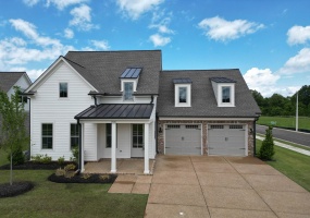 11516 SUNSPARKLER WAY, Collierville, Tennessee 38017, 4 Bedrooms Bedrooms, 7 Rooms Rooms,3 BathroomsBathrooms,Residential,For Sale,SUNSPARKLER,10196755