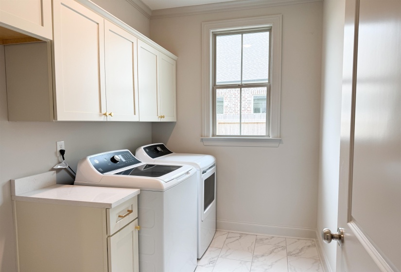 11498 SUNSPARKLER WAY, Collierville, Tennessee 38017, 4 Bedrooms Bedrooms, 8 Rooms Rooms,3 BathroomsBathrooms,Residential,For Sale,SUNSPARKLER,10196758