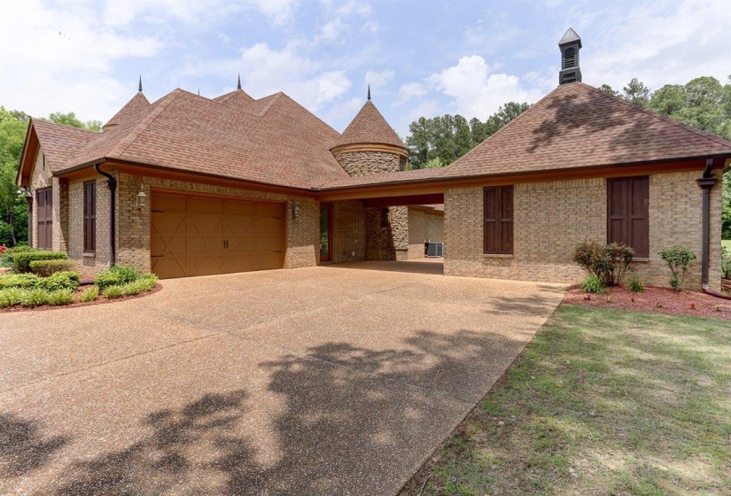 100 WHITEHALL CT, Unicorp/Eads, Tennessee 38028, 5 Bedrooms Bedrooms, 16 Rooms Rooms,4.1 BathroomsBathrooms,Residential,For Sale,WHITEHALL,10196786