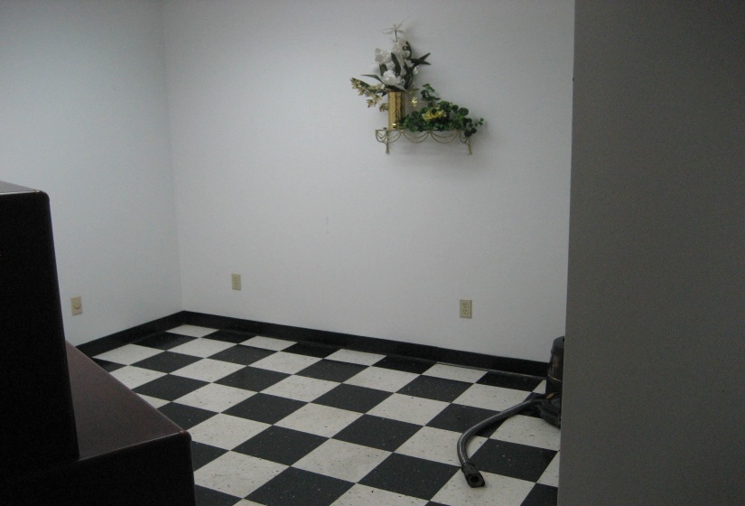 202 PERRY ST, Milledgeville, Tennessee 38359, ,Commercial/industrial,For Sale,PERRY,10197081