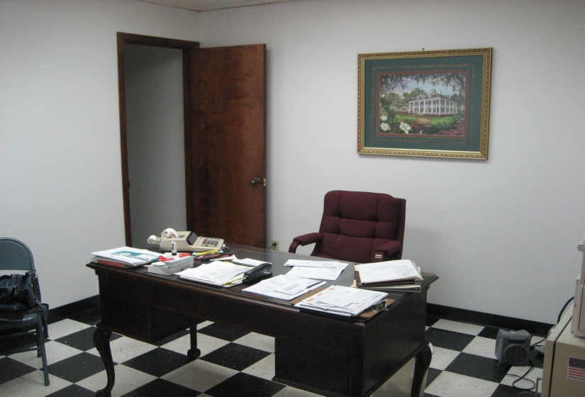 202 PERRY ST, Milledgeville, Tennessee 38359, ,Commercial/industrial,For Sale,PERRY,10197081