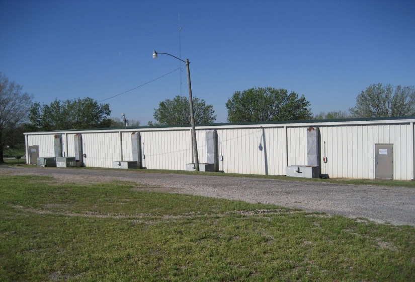 202 PERRY ST, Milledgeville, Tennessee 38359, ,Commercial/industrial,For Sale,PERRY,10197081