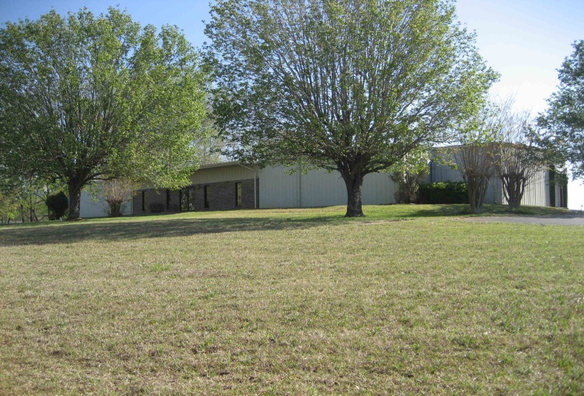 202 PERRY ST, Milledgeville, Tennessee 38359, ,Commercial/industrial,For Sale,PERRY,10197081