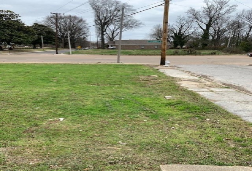 651 PARKWAY ST, Memphis, Tennessee 38106, ,Land,For Sale,PARKWAY,10176434