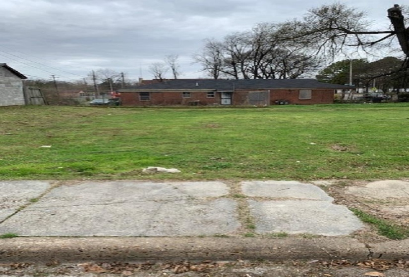 651 PARKWAY ST, Memphis, Tennessee 38106, ,Land,For Sale,PARKWAY,10176434