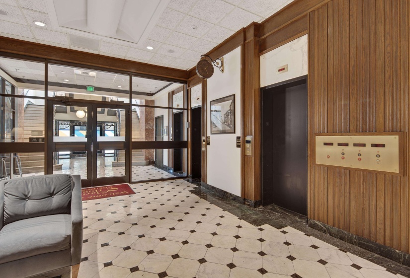 109 MAIN ST, Memphis, Tennessee 38103, 2 Bedrooms Bedrooms, 4 Rooms Rooms,2 BathroomsBathrooms,Residential,For Sale,MAIN,10197297