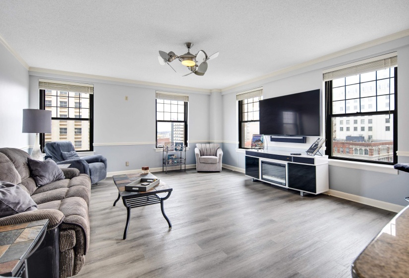 109 MAIN ST, Memphis, Tennessee 38103, 2 Bedrooms Bedrooms, 4 Rooms Rooms,2 BathroomsBathrooms,Residential,For Sale,MAIN,10197297