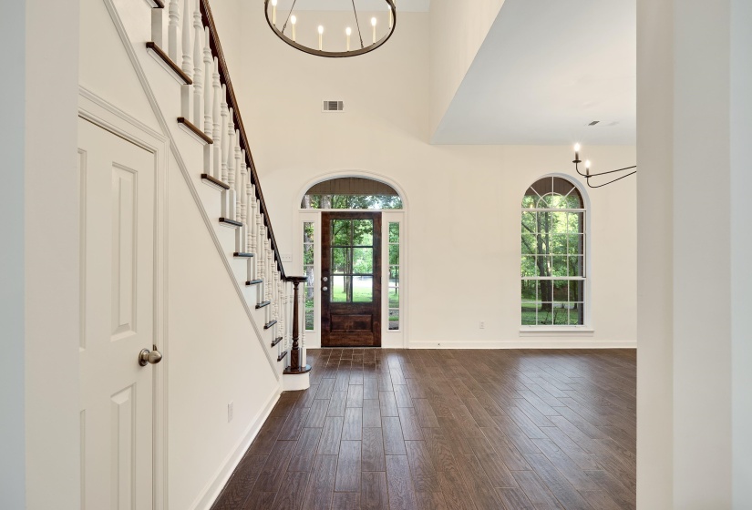 95 HANCOCK CV, Eads, Tennessee 38028, 3 Bedrooms Bedrooms, 10 Rooms Rooms,3.1 BathroomsBathrooms,Residential,For Sale,HANCOCK,10197325