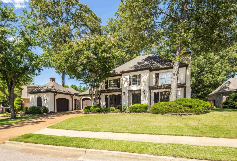 210 IVY GROVE LN, Collierville, Tennessee 38017, 5 Bedrooms Bedrooms, 11 Rooms Rooms,3.1 BathroomsBathrooms,Residential,For Sale,IVY GROVE,10192903