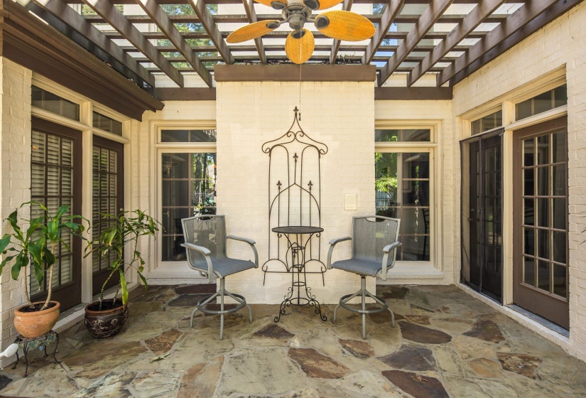 210 IVY GROVE LN, Collierville, Tennessee 38017, 5 Bedrooms Bedrooms, 11 Rooms Rooms,3.1 BathroomsBathrooms,Residential,For Sale,IVY GROVE,10192903