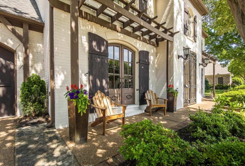 210 IVY GROVE LN, Collierville, Tennessee 38017, 5 Bedrooms Bedrooms, 11 Rooms Rooms,3.1 BathroomsBathrooms,Residential,For Sale,IVY GROVE,10192903