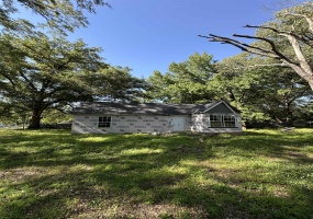 3064 MEADOWBROOK DR, Memphis, Tennessee 38109, 2 Bedrooms Bedrooms, 4 Rooms Rooms,1 BathroomBathrooms,Residential,For Sale,MEADOWBROOK,10197374